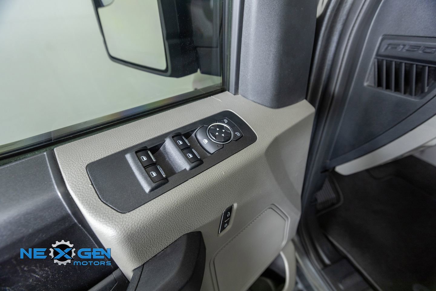 Used 2020 Ford F150 XL w/ Equipment Group 101A Mid AWD/4WD image 12