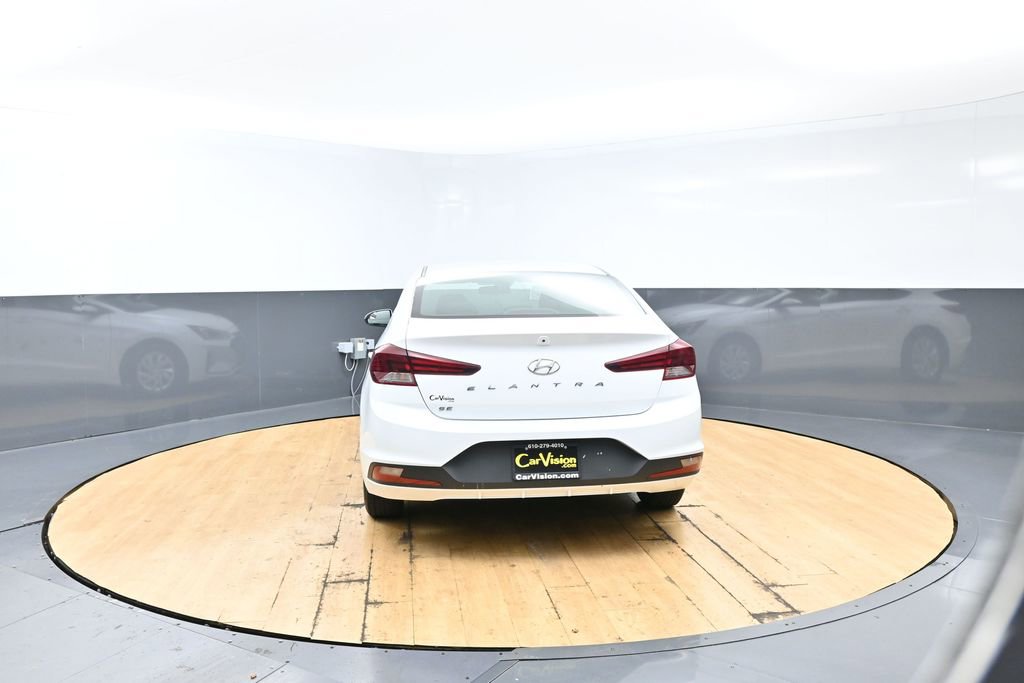 Used 2020 Hyundai Elantra SE w/ Cargo Package (C1) FWD image 13