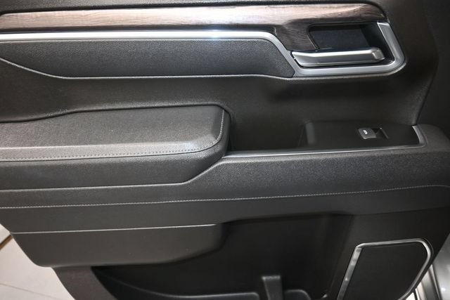 Used 2025 Chevrolet Silverado 1500 LTZ AWD/4WD image 19