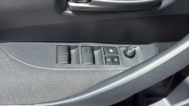 Certified 2025 Toyota Corolla LE image 18