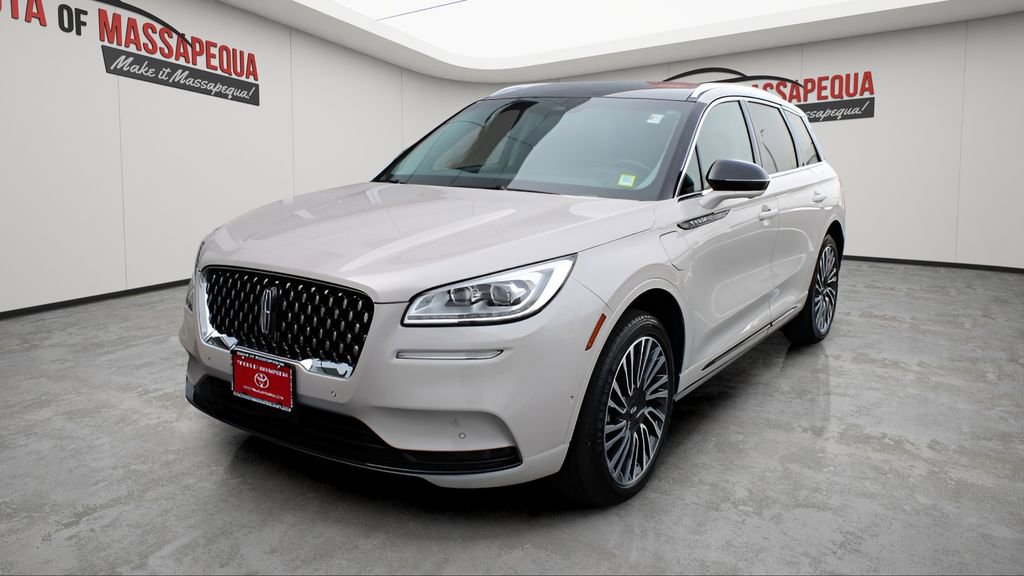 Used 2022 Lincoln Corsair Grand Touring w/ Elements Technology Bundle image 1