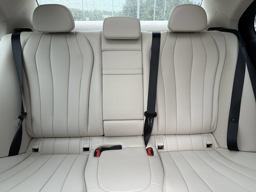 Used 2026 Mercedes-Benz E 350 Sedan image 29