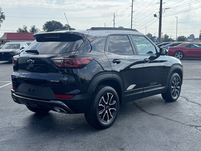Used 2024 Chevrolet TrailBlazer ACTIV w/ Driver Confidence Package image 5