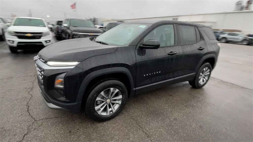 New 2026 Chevrolet Equinox LT w/ Convenience Package II image 6