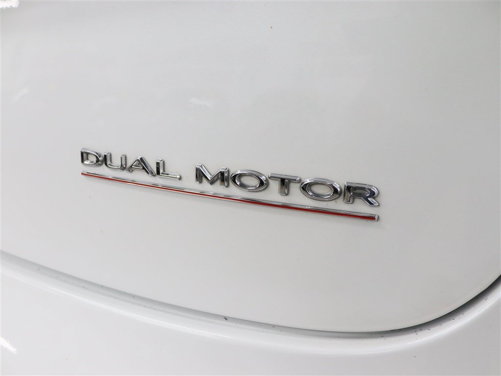 Used 2023 Tesla Model 3 Performance AWD/4WD image 9