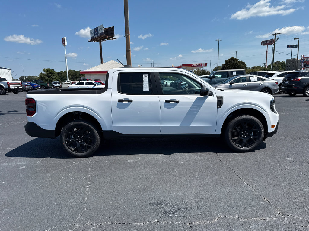 Used 2025 Ford Maverick XLT w/ XLT Luxury Package AWD/4WD image 2