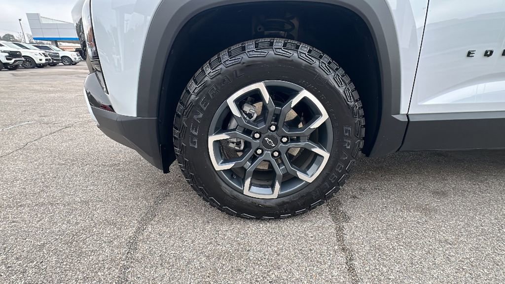 Used 2026 Chevrolet Equinox ACTIV w/ Safety and Technology Package image 9