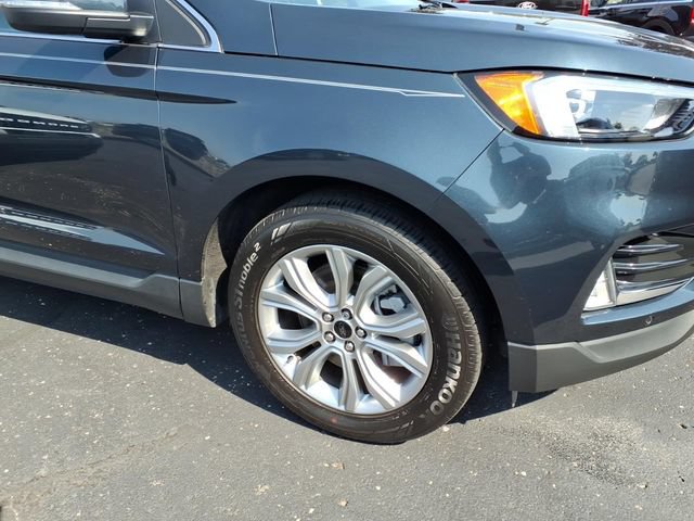 Used 2023 Ford Edge Titanium AWD/4WD image 4