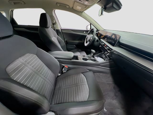 New 2026 Kia K5 LXS image 25