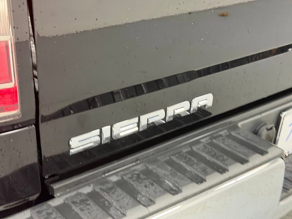 Used 2017 GMC Sierra 1500 SLT w/ SLT Premium Package image 8