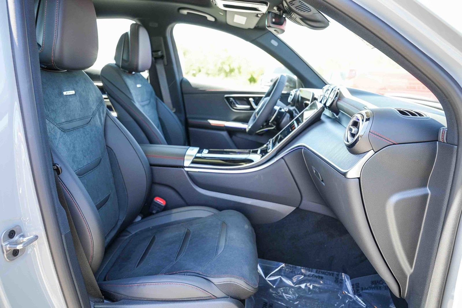 New 2026 Mercedes-Benz GLC 43 AMG 4MATIC Coupe image 16