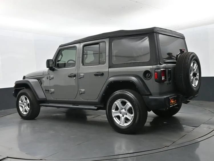 Used 2022 Jeep Wrangler Unlimited Sport AWD/4WD image 7