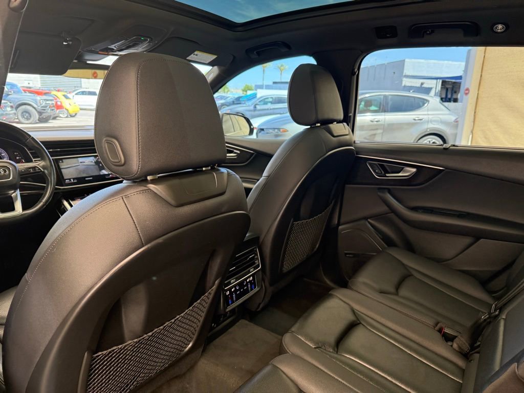 Used 2020 Audi Q7 2.0T Premium Plus w/ Premium Plus Package AWD/4WD image 23