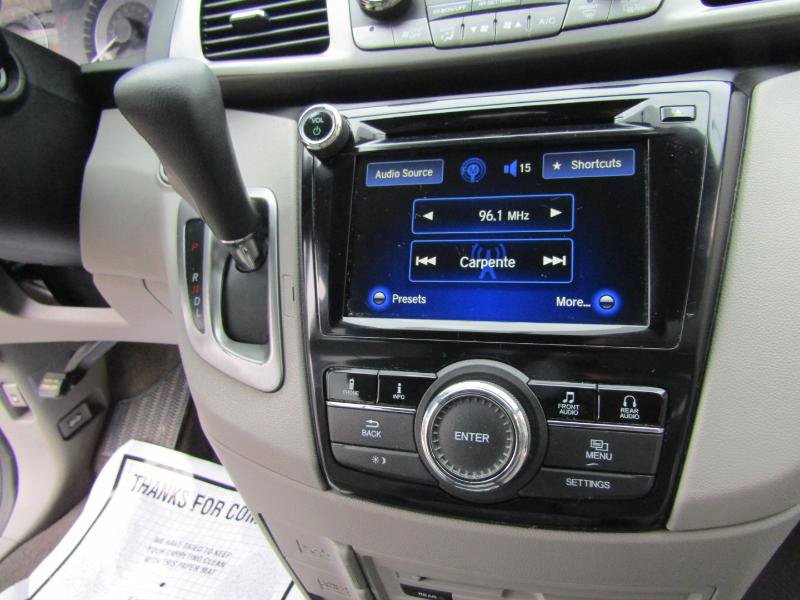 Used 2016 Honda Odyssey SE image 23
