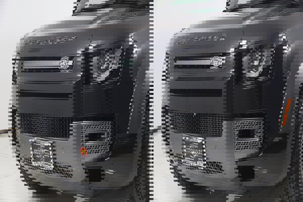 Used 2023 Land Rover Defender 110 V8 image 52