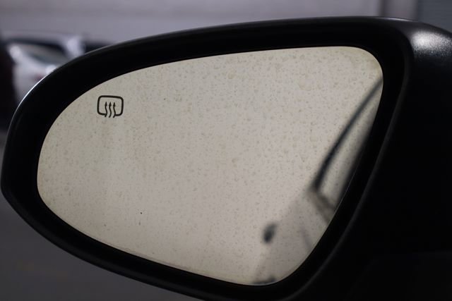 Used 2016 Toyota Corolla S image 34