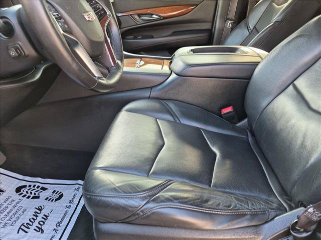 Used 2015 Cadillac Escalade Premium AWD/4WD image 15