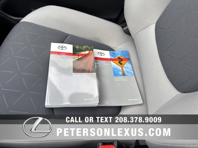 Used 2024 Toyota RAV4 XLE image 27