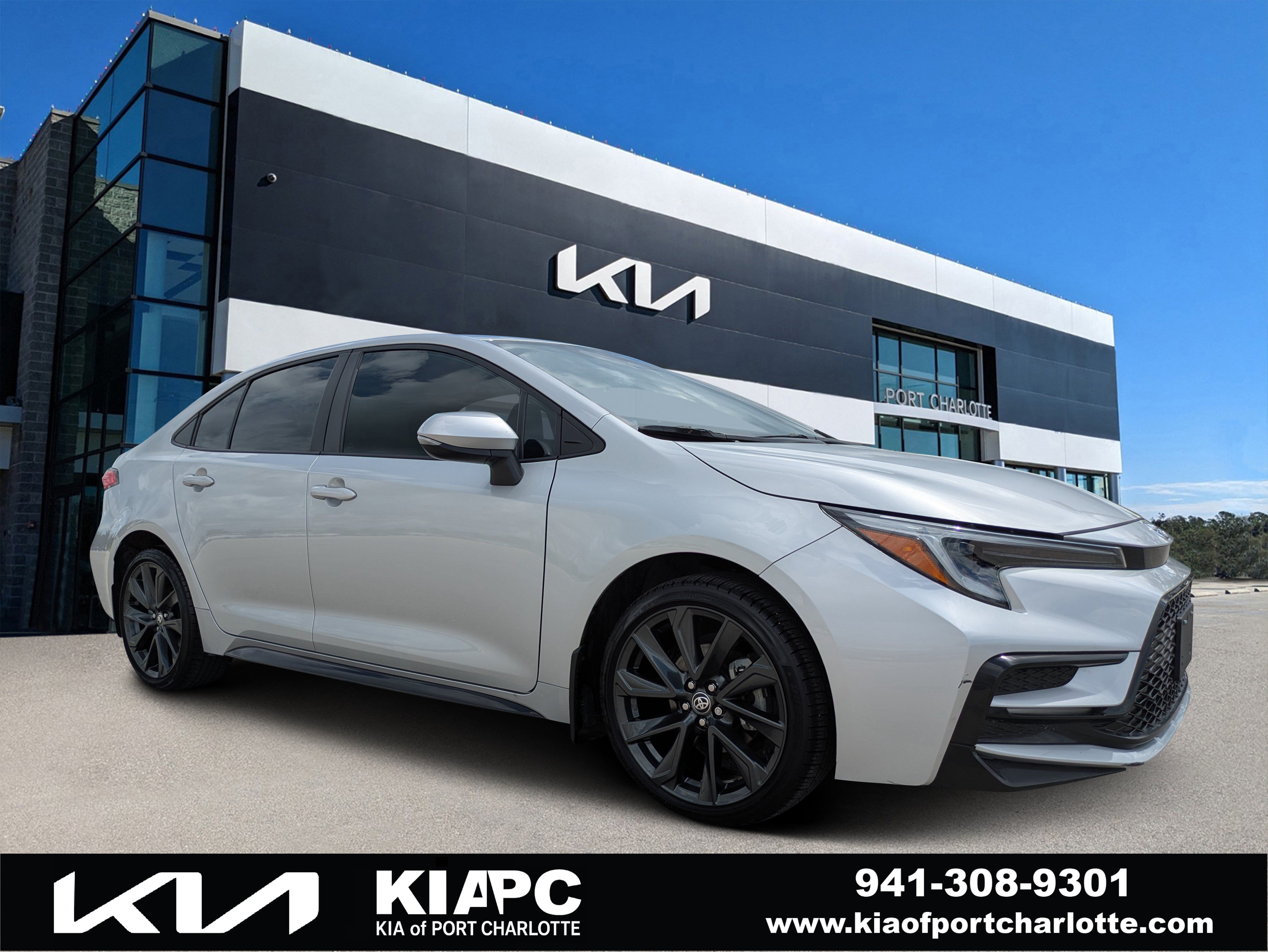 Used 2025 Toyota Corolla SE