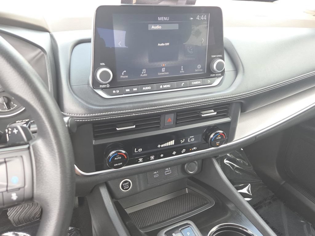 Used 2023 Nissan Rogue SV AWD/4WD image 27