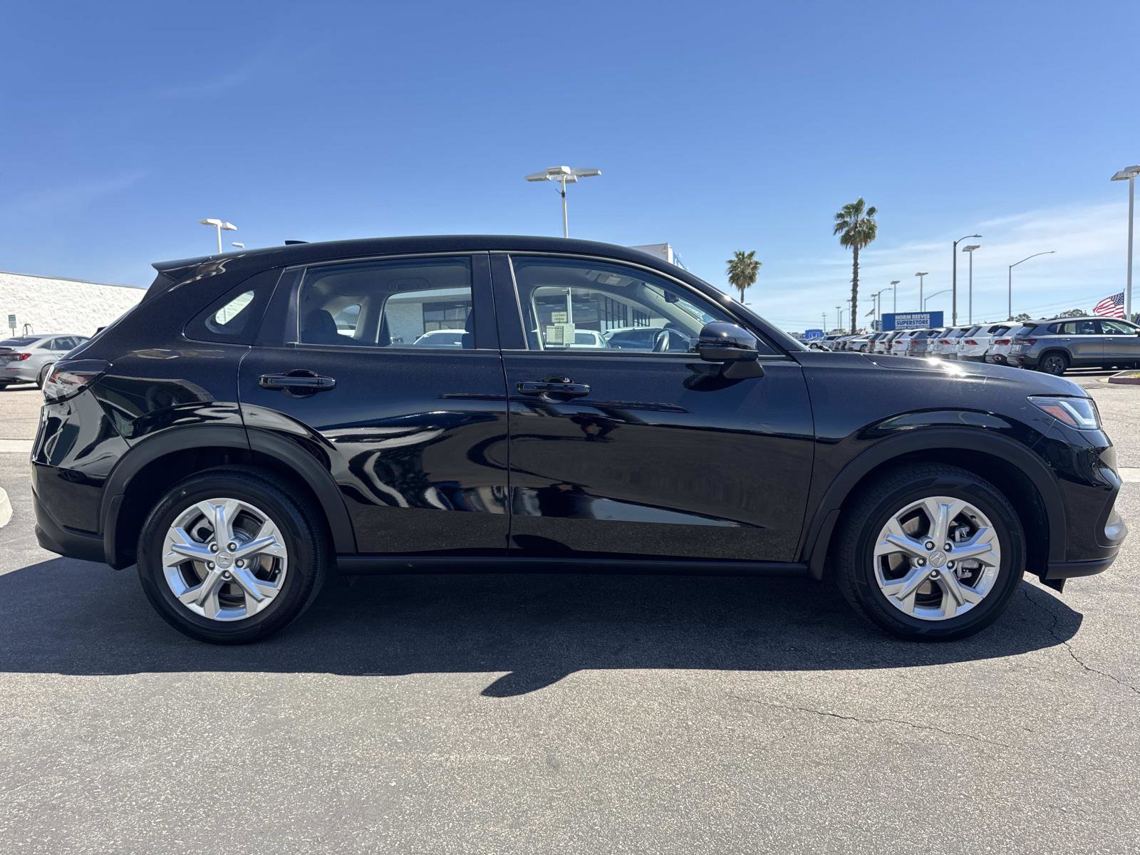 Used 2023 Honda HR-V LX image 6