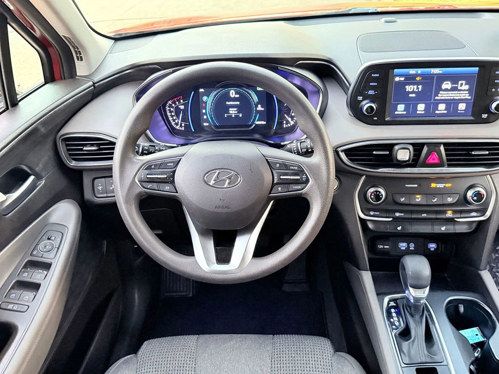 Used 2019 Hyundai Santa Fe SEL image 5