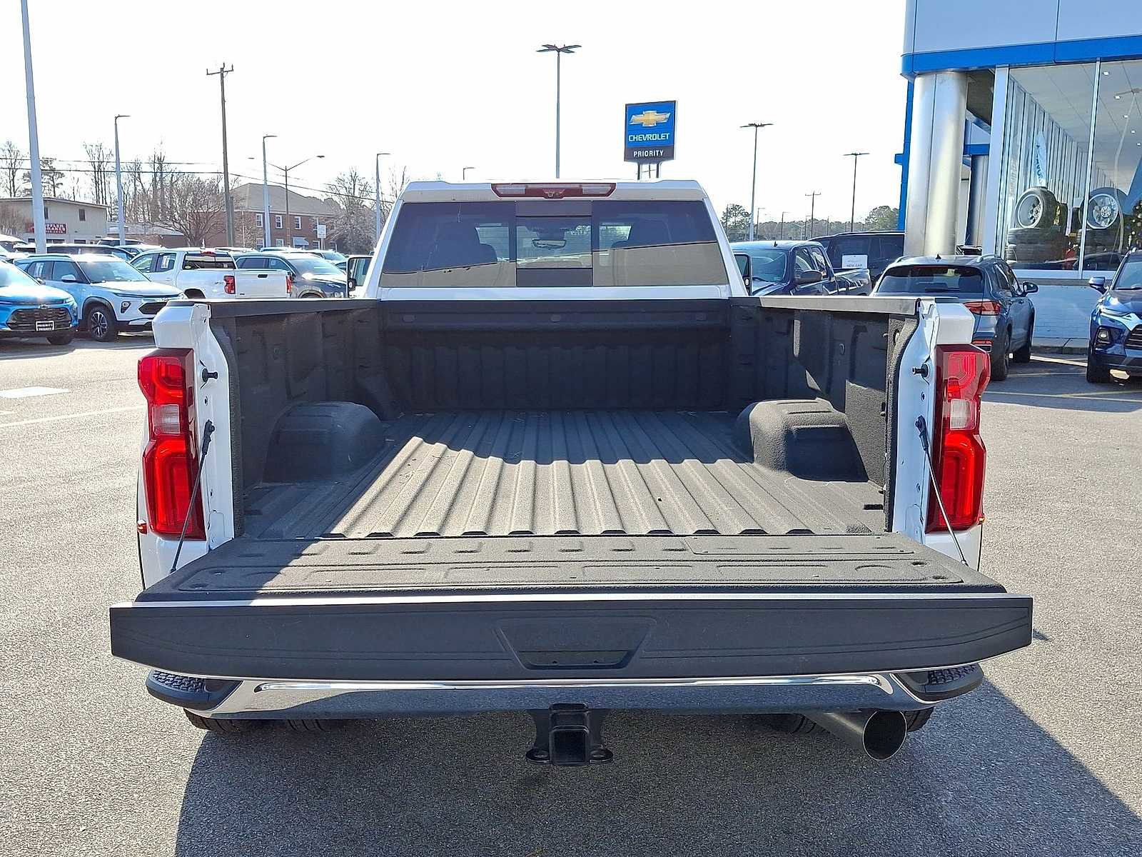 Used 2024 Chevrolet Silverado 3500 LTZ w/ LTZ Convenience Package image 33