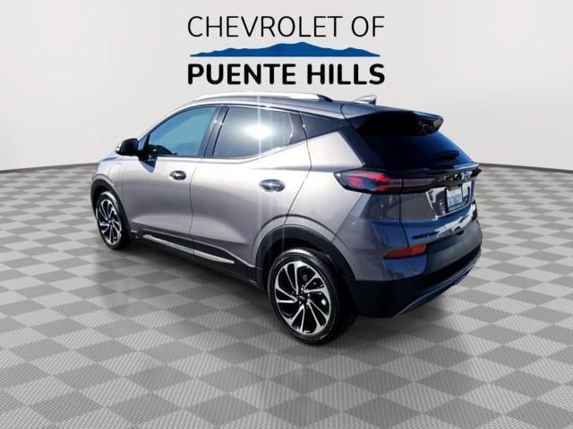 Used 2022 Chevrolet Bolt EUV Premier w/ Sun & Sound Package FWD image 6