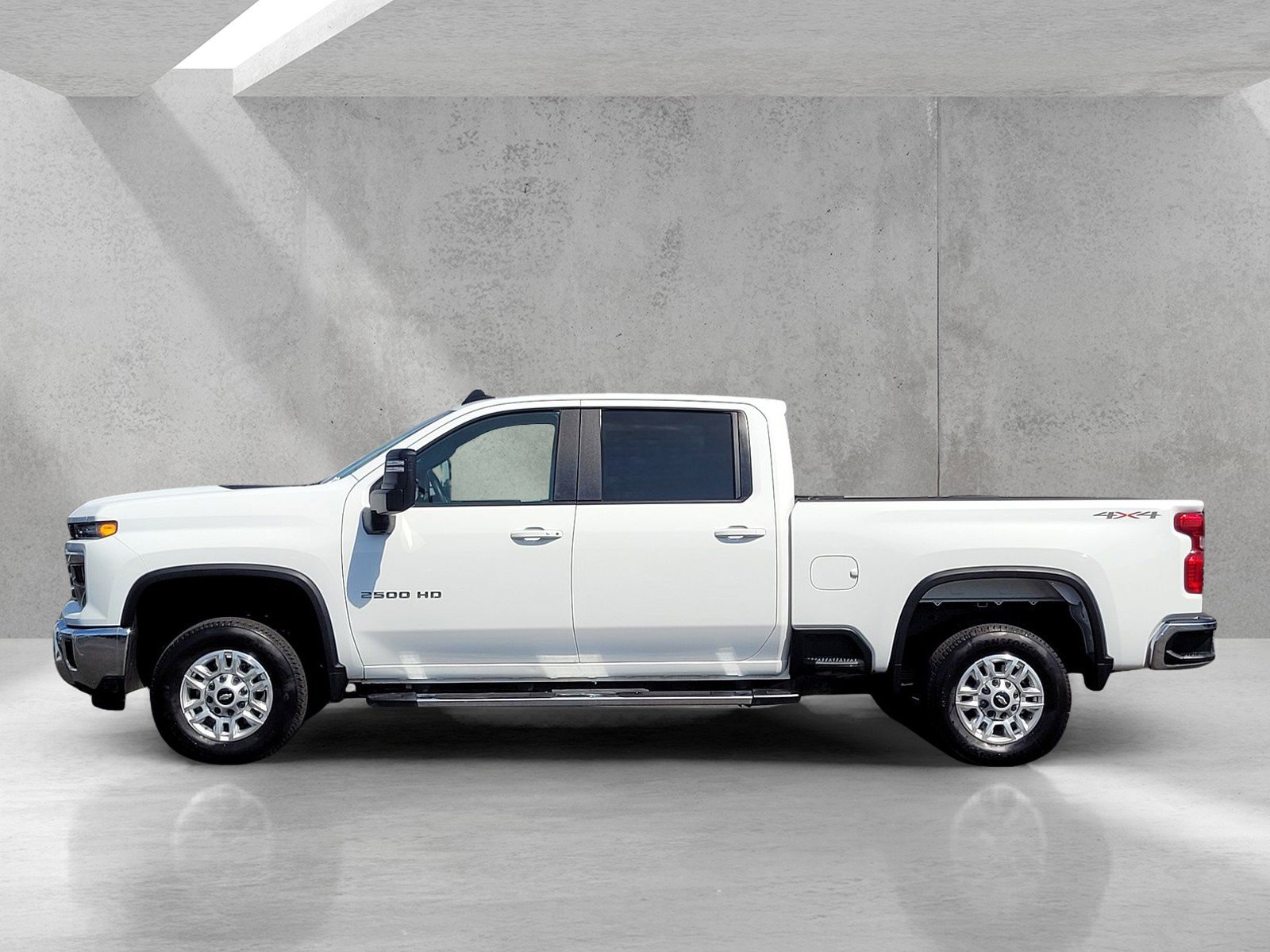 Used 2025 Chevrolet Silverado 2500 LT w/ Safety Package image 7