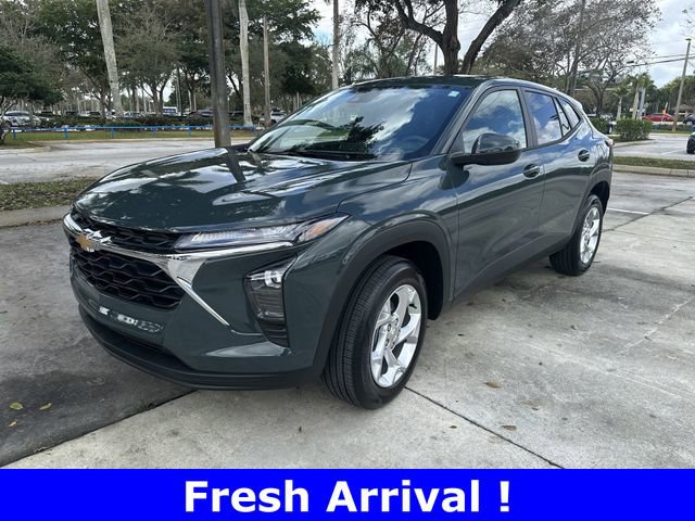 Used 2026 Chevrolet Trax LS w/ LS Convenience Package image 38