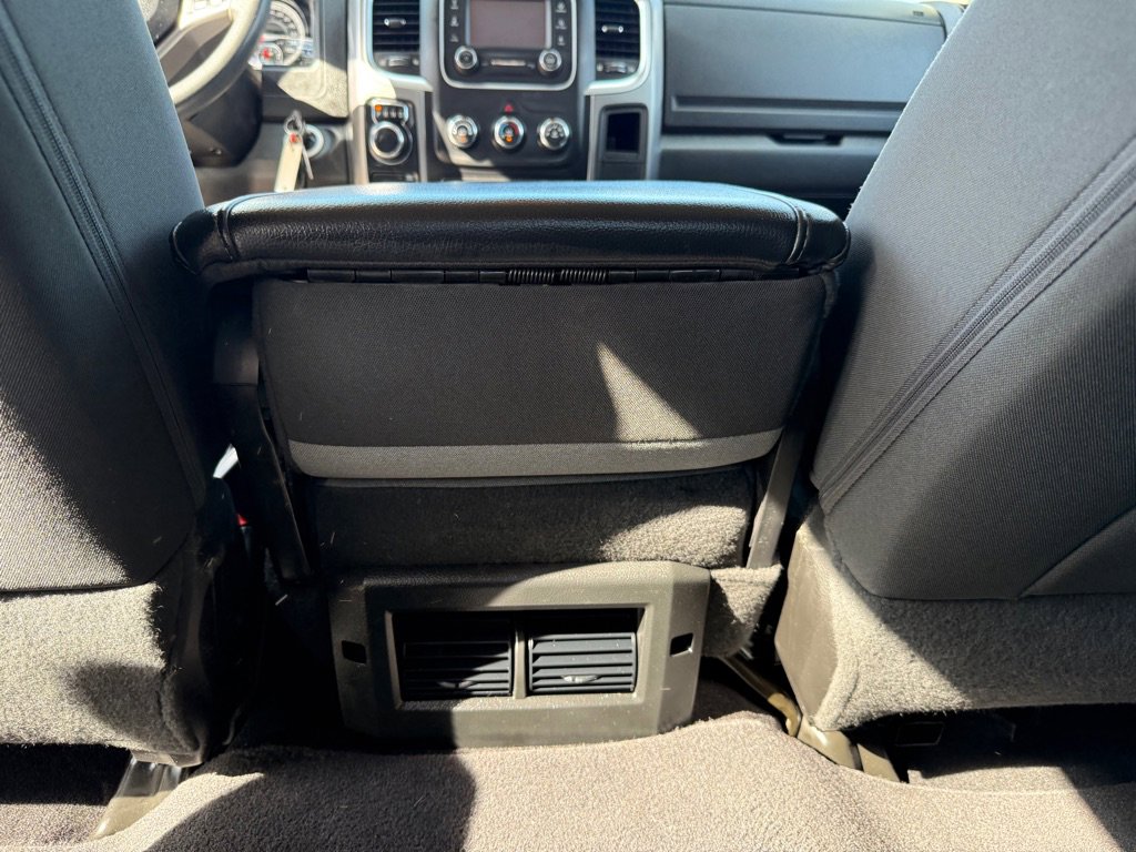 Used 2021 RAM 1500 Classic SLT image 24