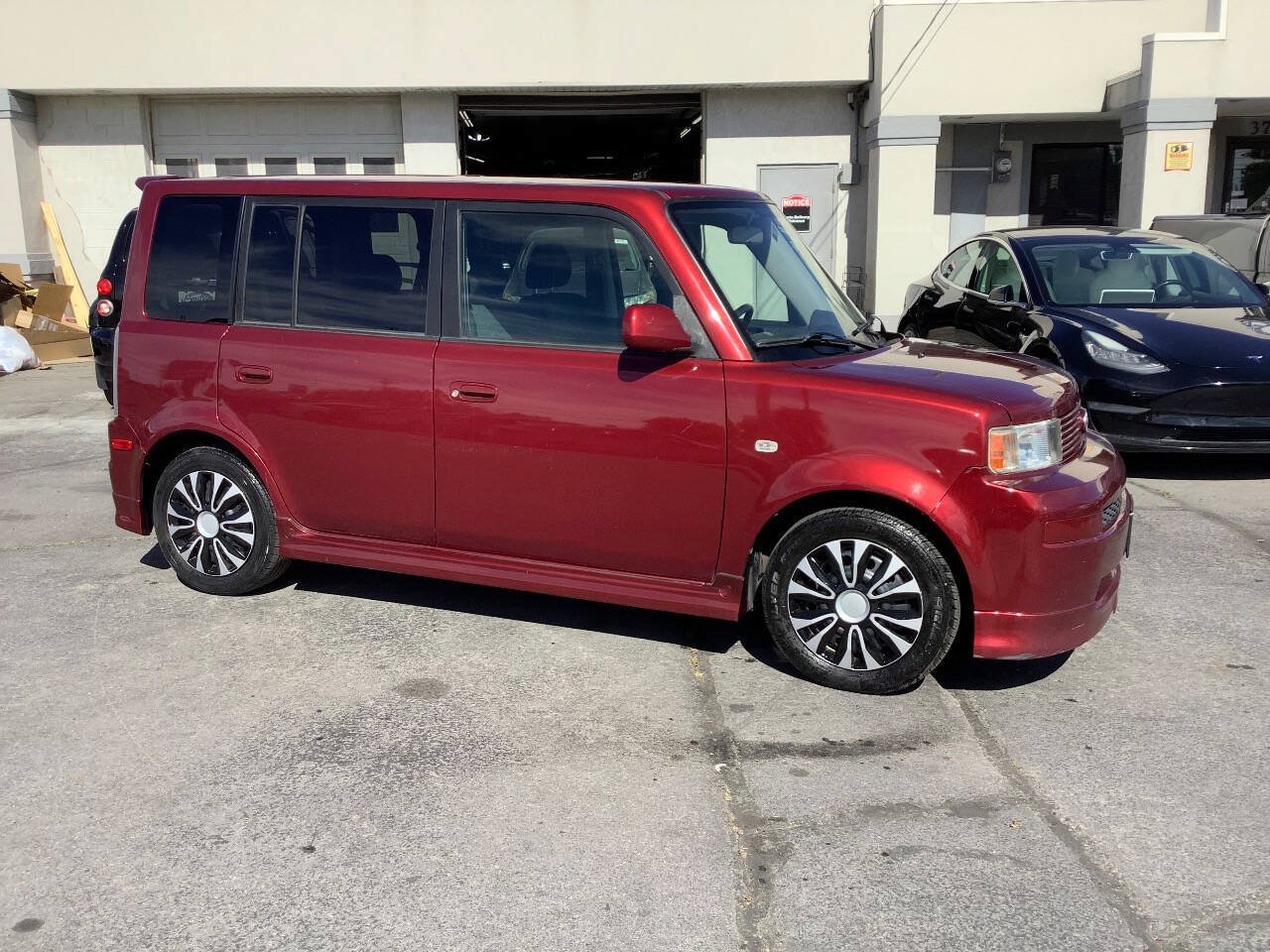 Used 2006 Scion xB FWD image 9