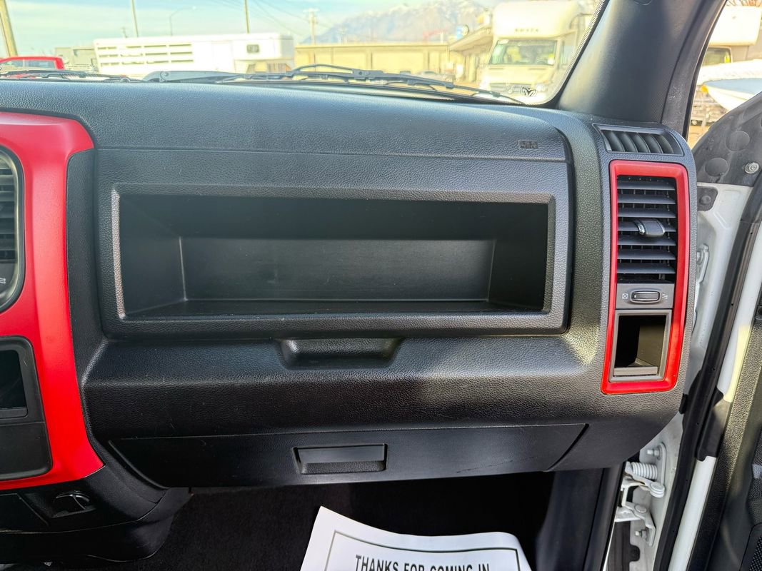 Used 2014 RAM 1500 Express image 30