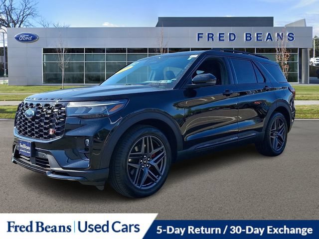Used 2025 Ford Explorer ST AWD/4WD image 3