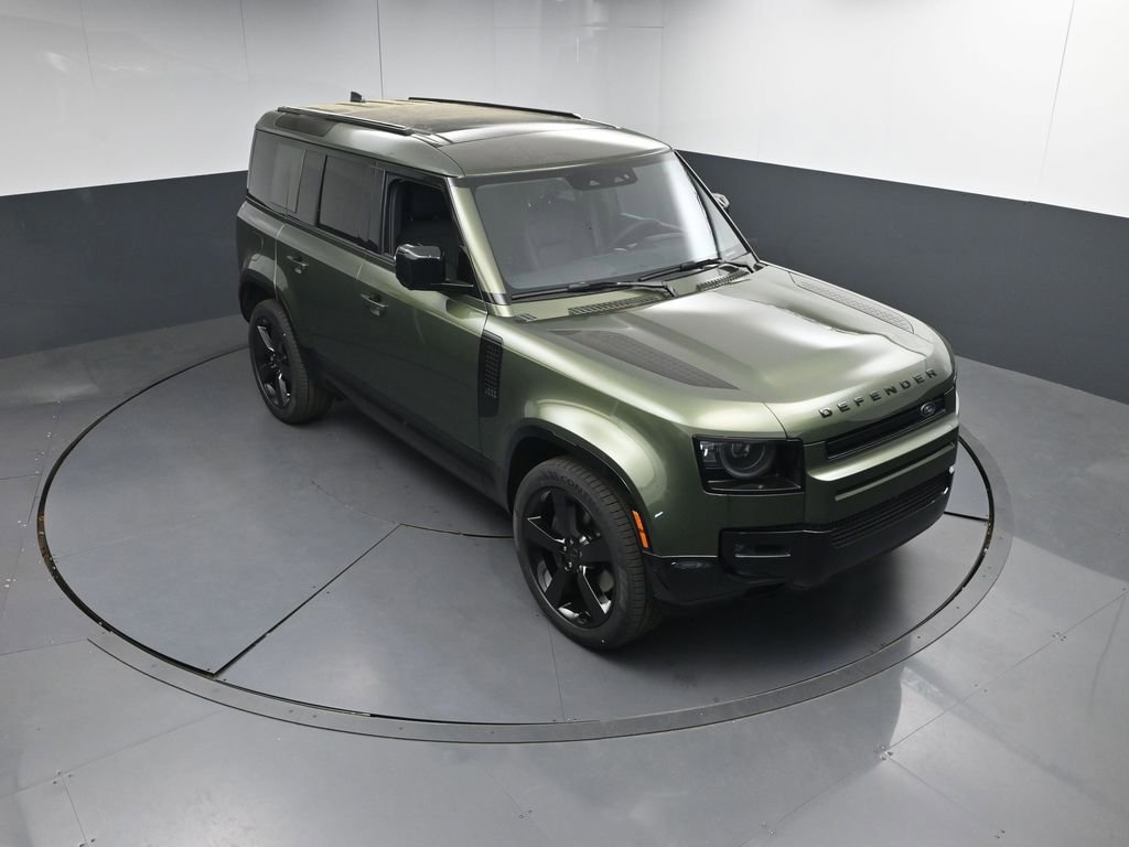 New 2026 Land Rover Defender 110 X-Dynamic SE AWD/4WD image 36