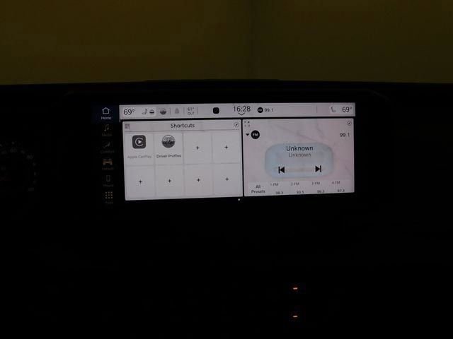 Used 2024 Jeep Wrangler Sport S image 24