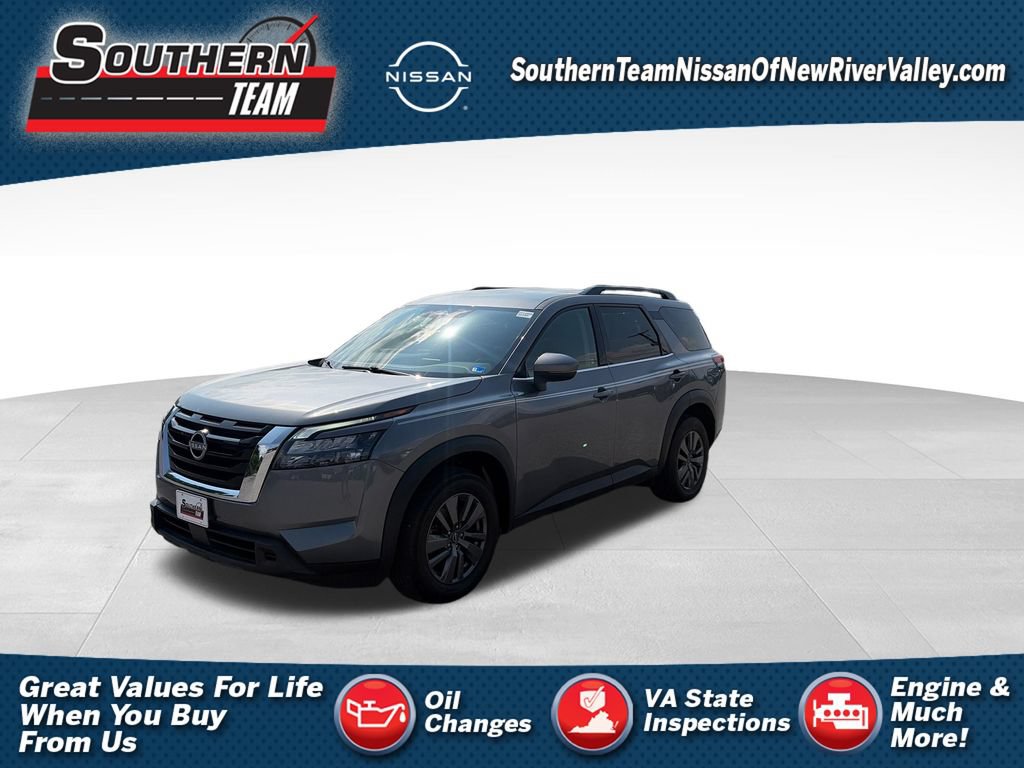 Used 2024 Nissan Pathfinder SV