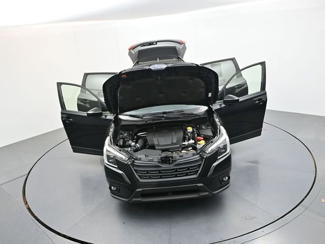 Used 2024 Subaru Forester Premium AWD/4WD image 32