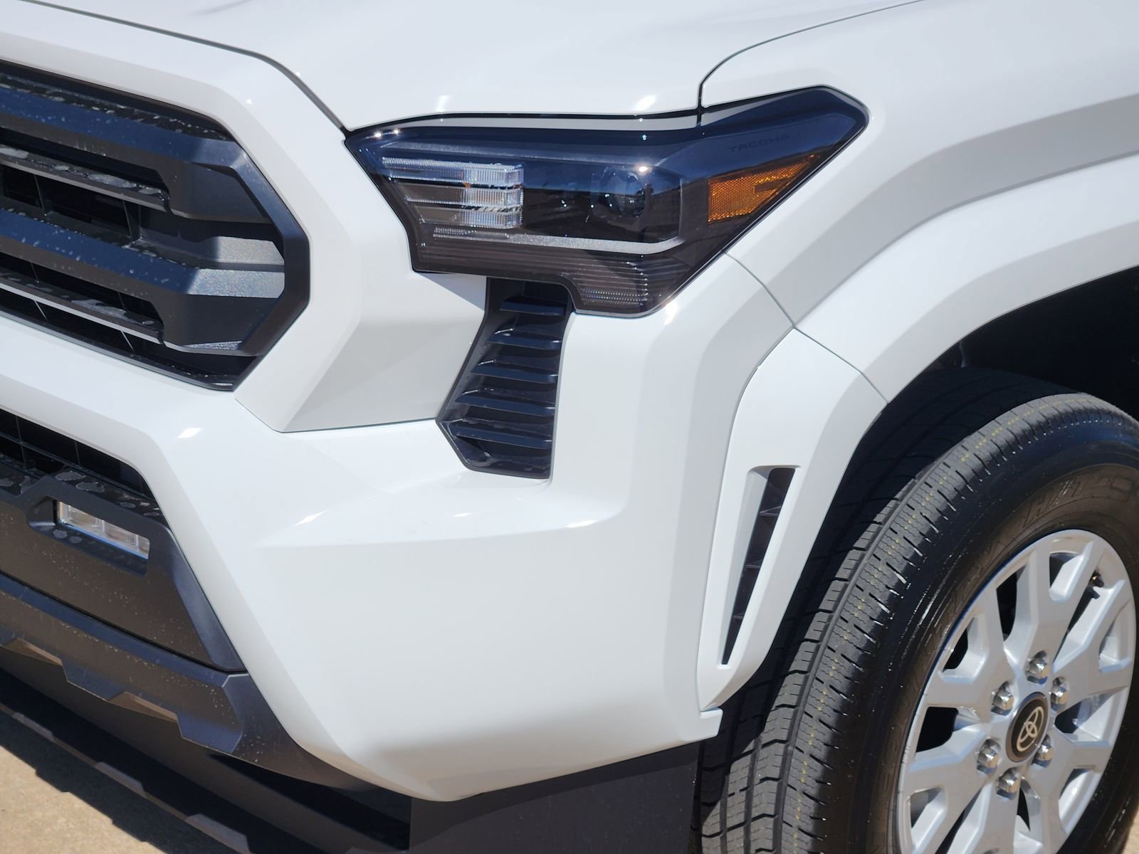 New 2026 Toyota Tacoma SR5 image 9