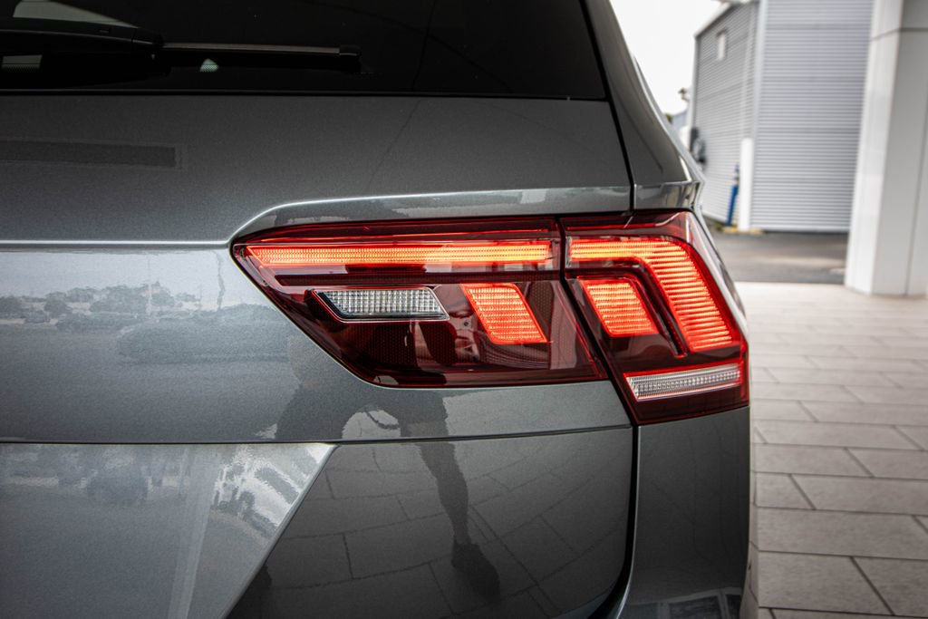 Used 2021 Volkswagen Tiguan S image 13