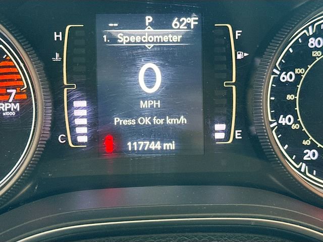 Used 2019 Jeep Cherokee Latitude w/ Popular Appearance Group FWD image 13
