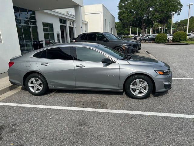 Used 2023 Chevrolet Malibu LS FWD image 2