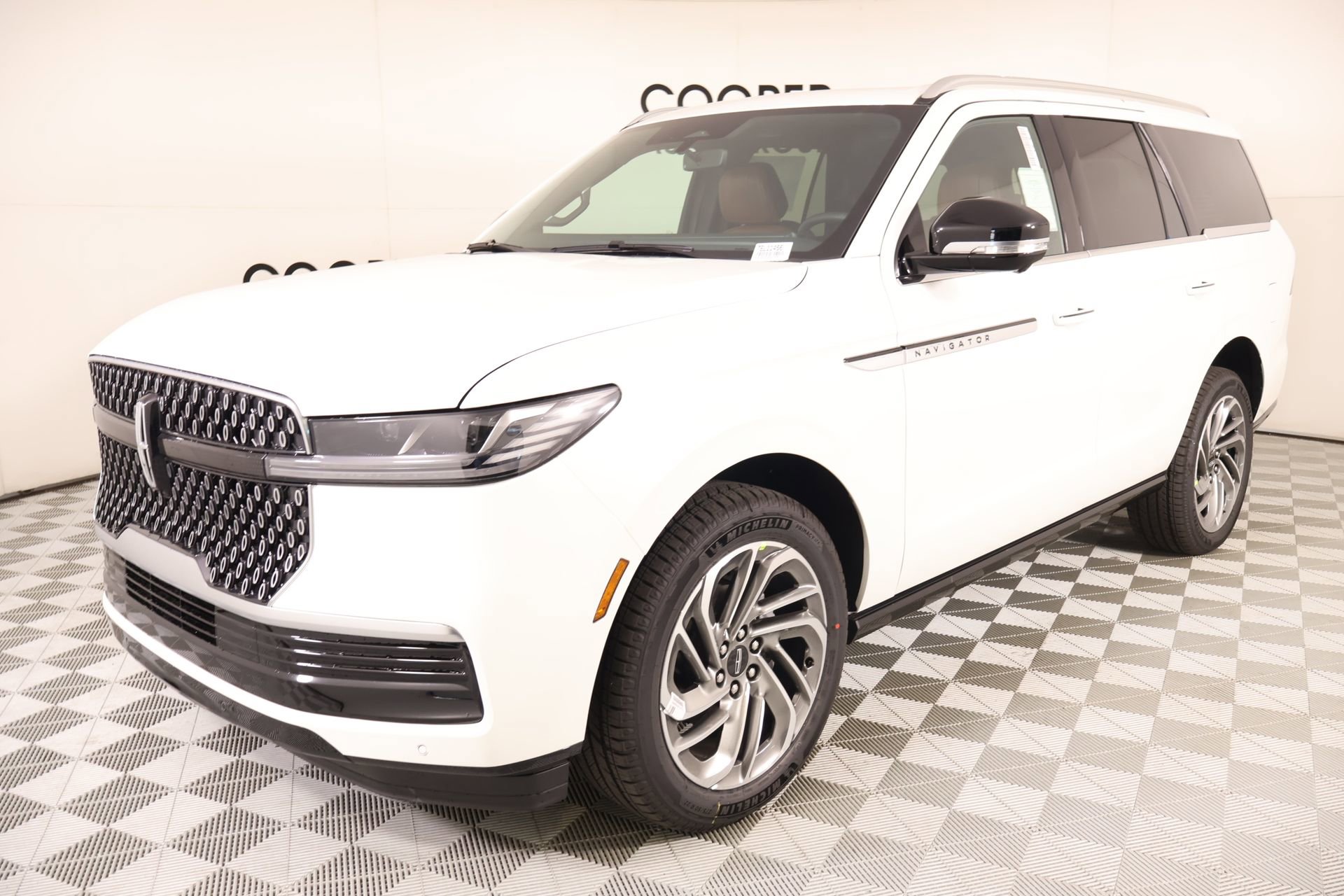 New 2026 Lincoln Navigator Reserve image 11