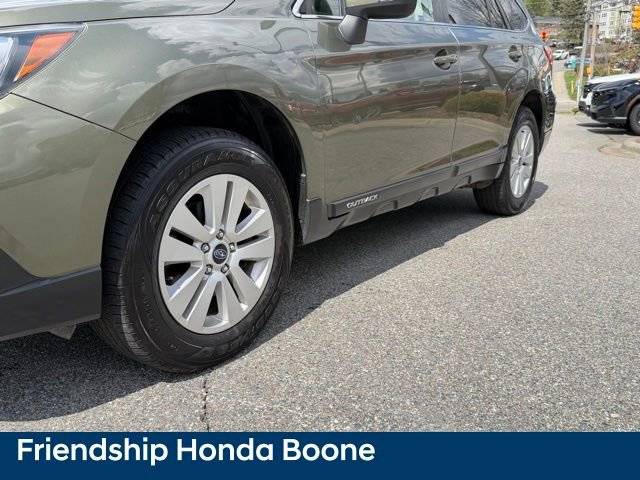 Used 2019 Subaru Outback 2.5i Premium image 9