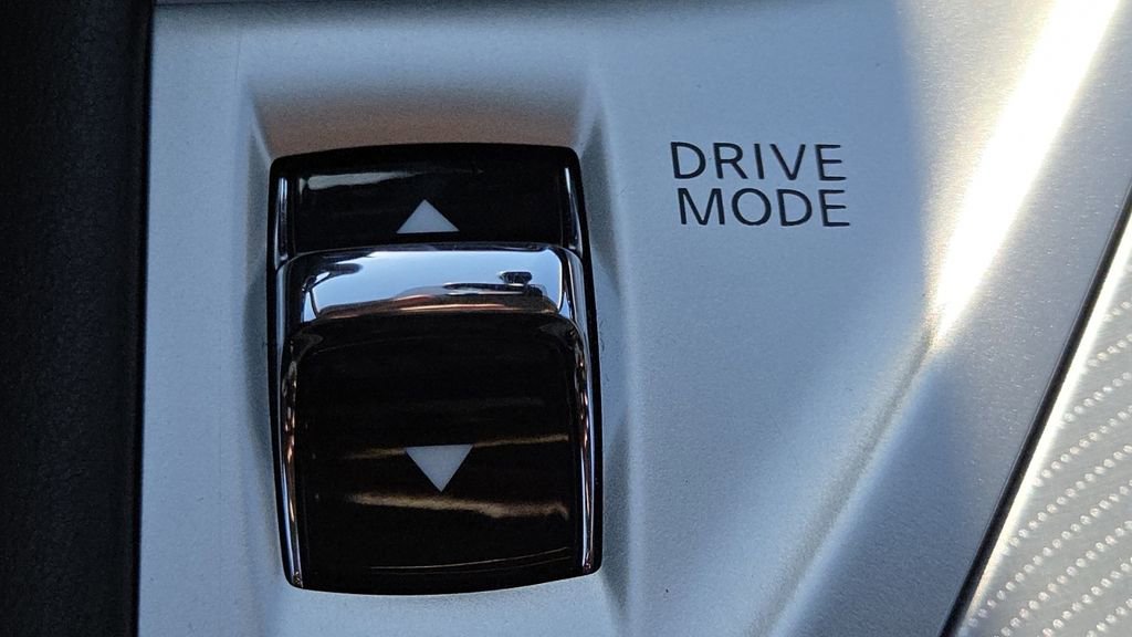 Used 2023 INFINITI Q50 Luxe image 7