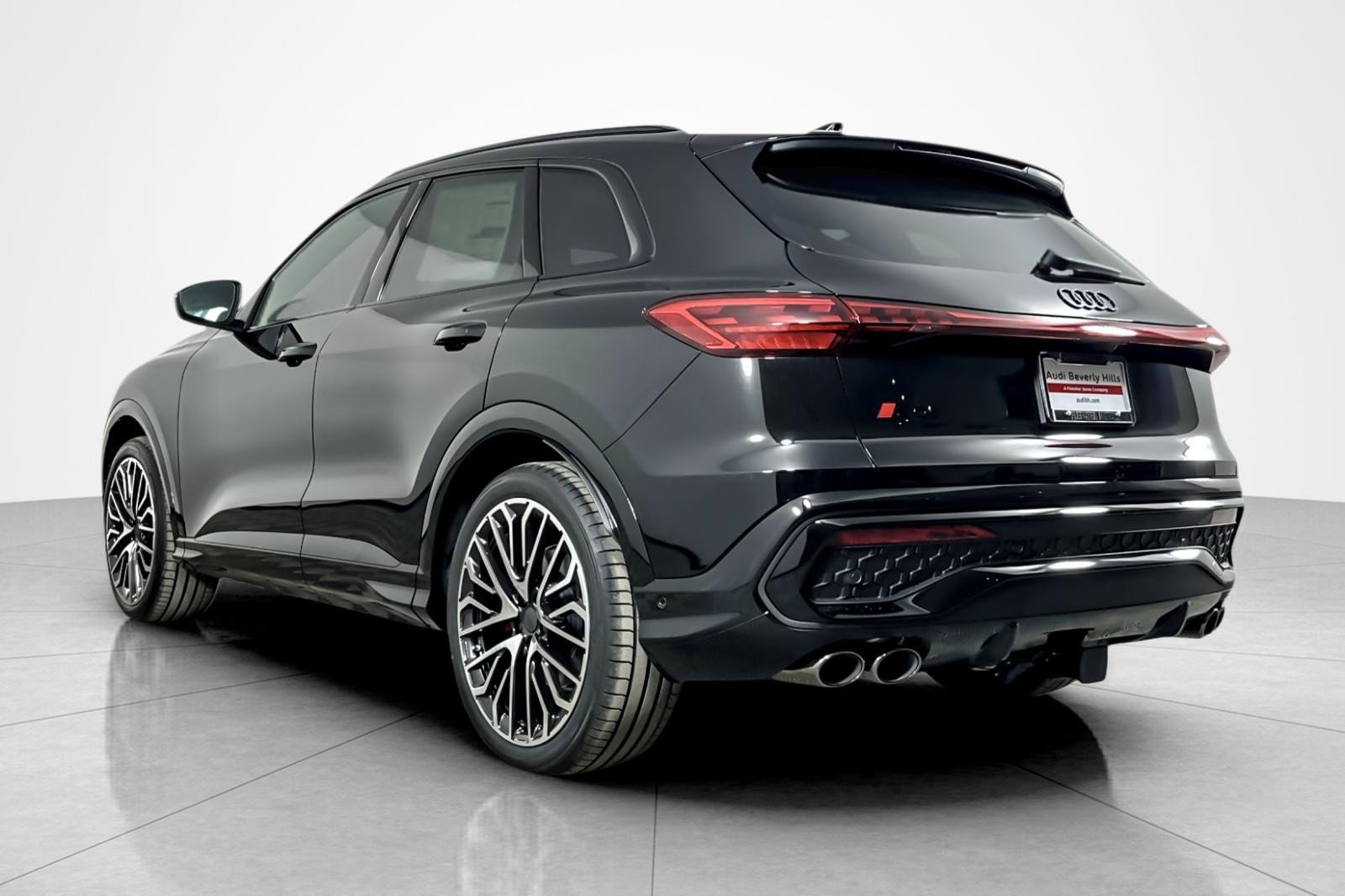 New 2026 Audi SQ5 Premium Plus AWD/4WD image 4