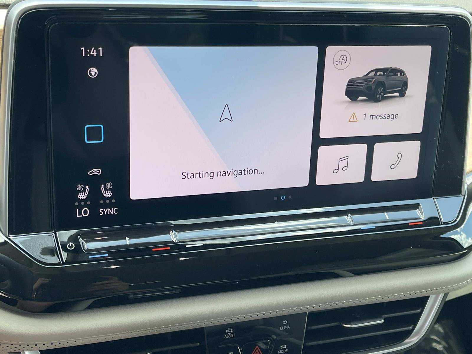 Used 2025 Volkswagen Atlas SE FWD image 26