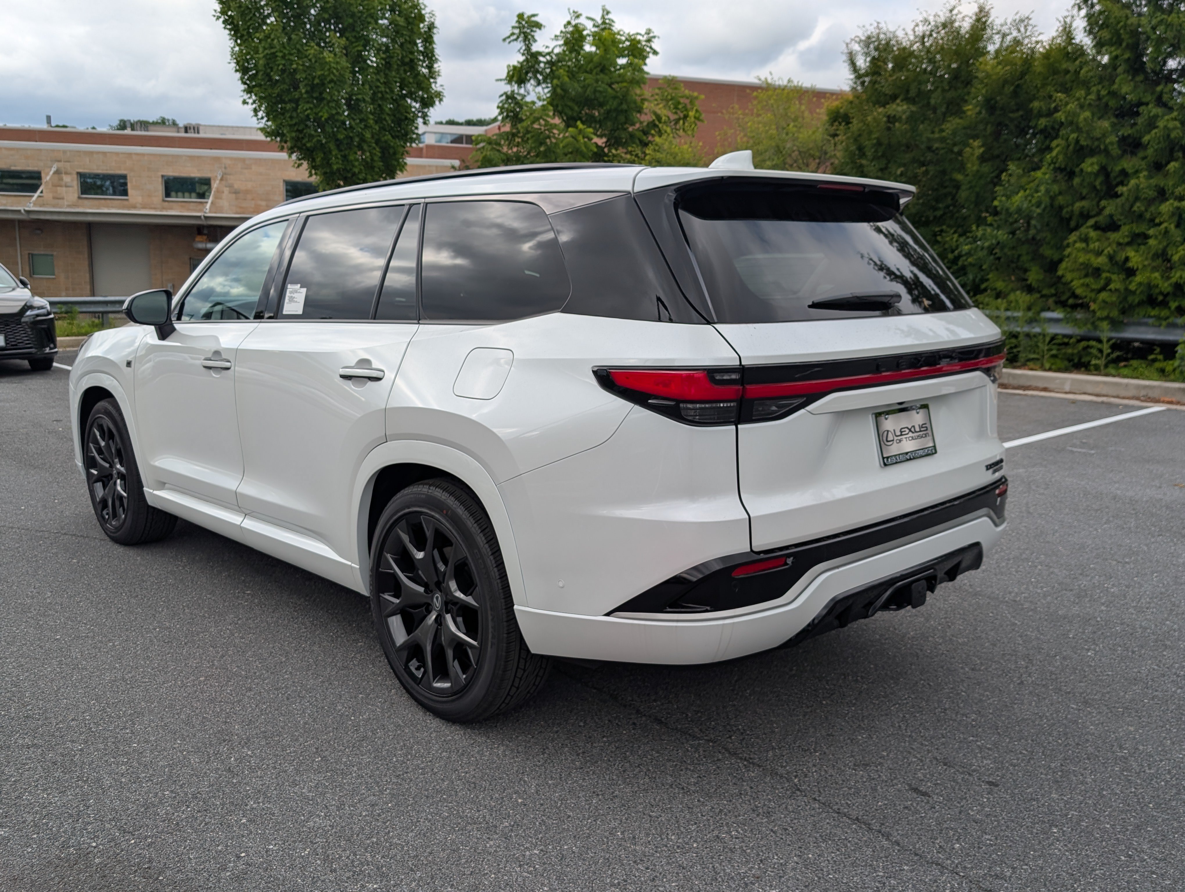 New 2026 Lexus TX 500h AWD w/ Technology Package image 3