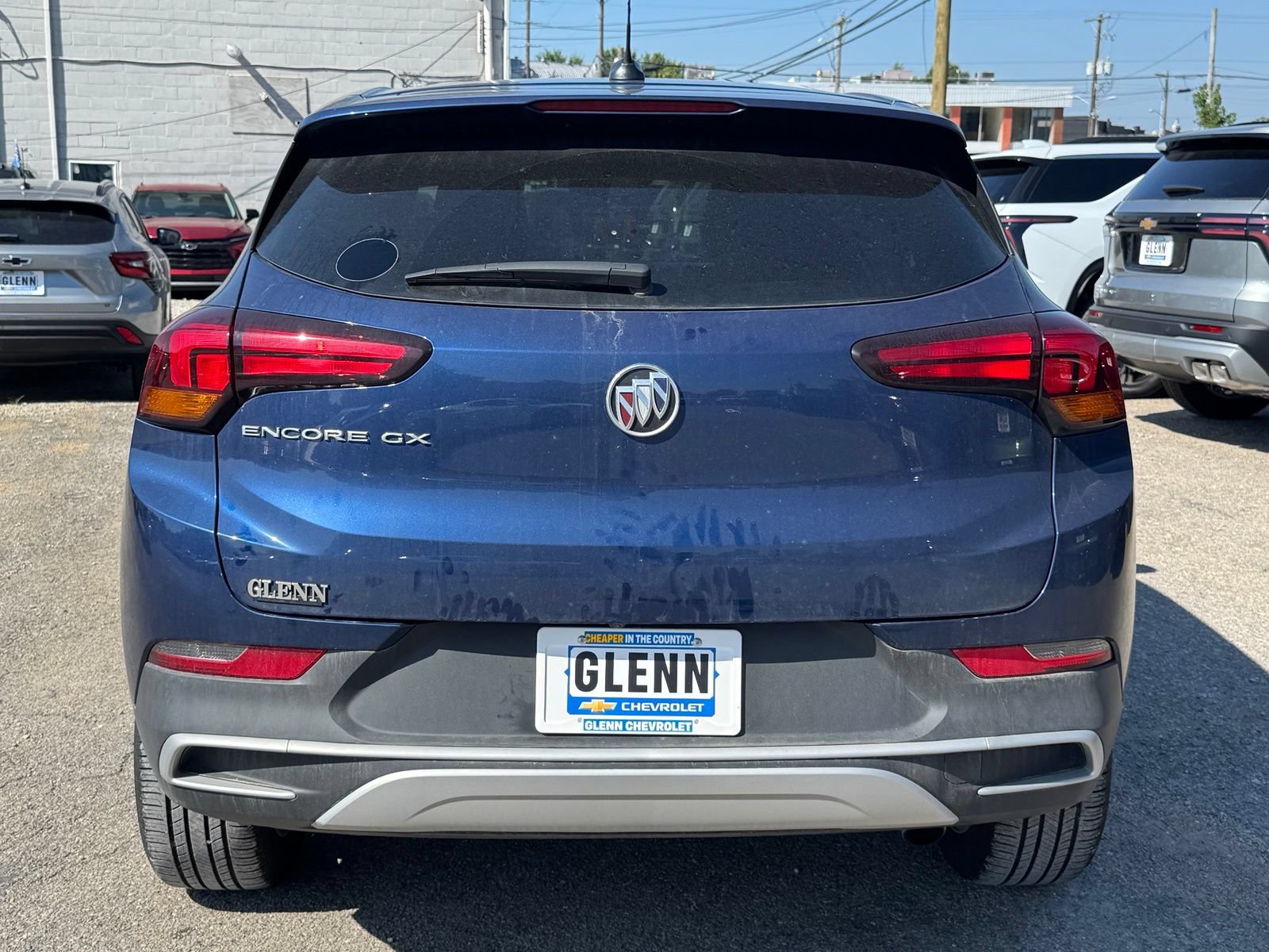 Used 2023 Buick Encore GX Preferred w/ Cold Weather Comfort Package FWD image 5