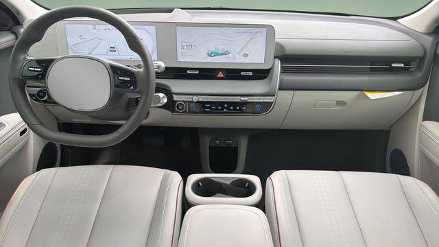 Used 2024 Hyundai Ioniq 5 Limited image 7